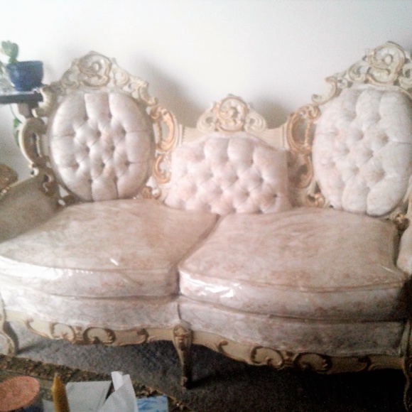 Antique Funiture/Antique Tables - Picture 2 of 8